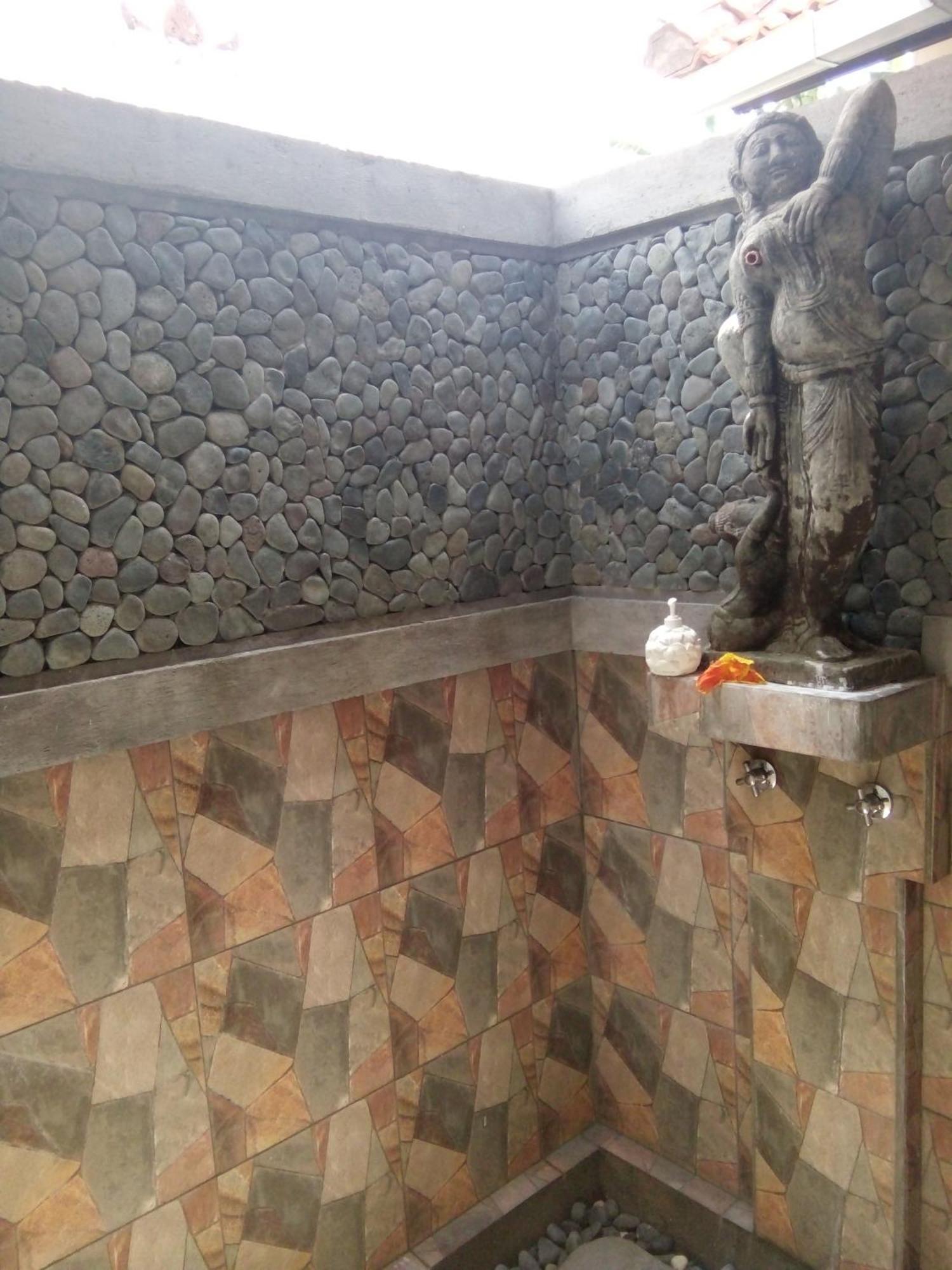 Biorock & Dive Center * Pemuteran